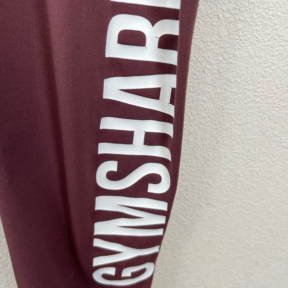 🥑5/$25 Gymshark Core Leggings winter berry color sz XS - Picture 3 of 6